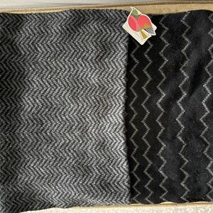 Nordstrom Halogen Wool Cashmere Reversible Infinity Scarf NWT Ready to Gift!